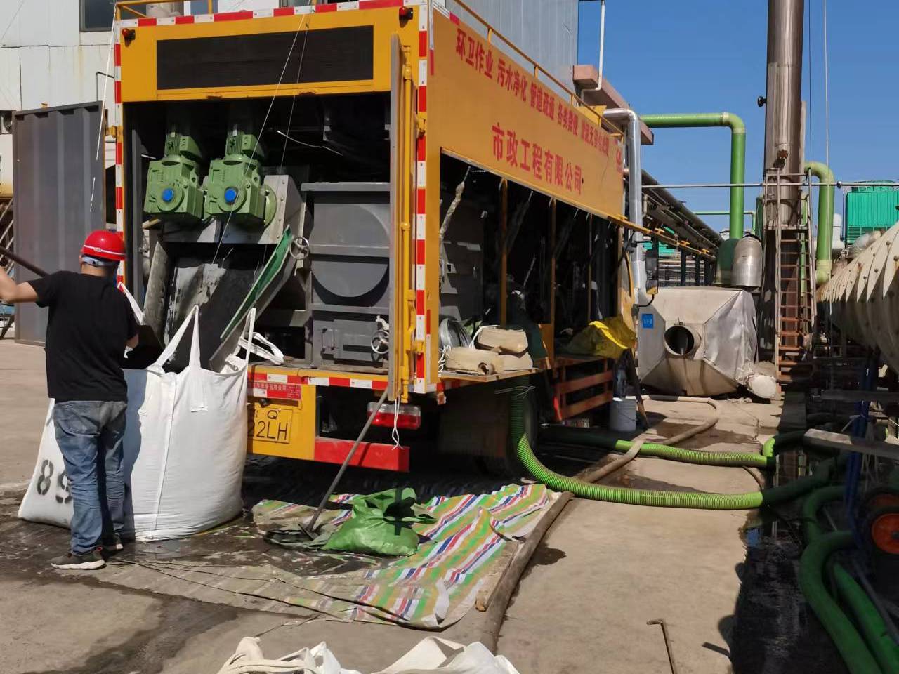 龙门淤泥压干处理